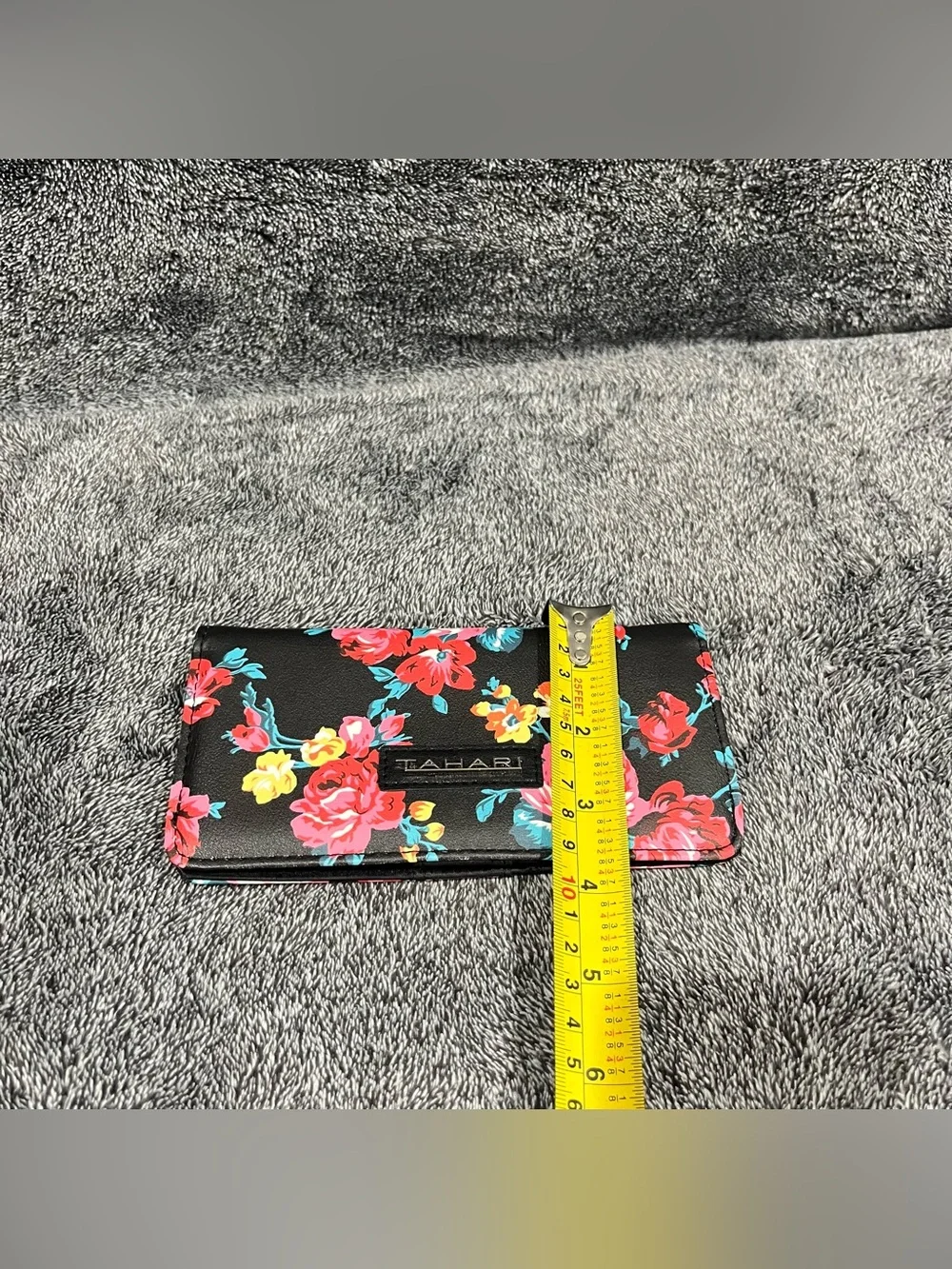 Tahari Paris 